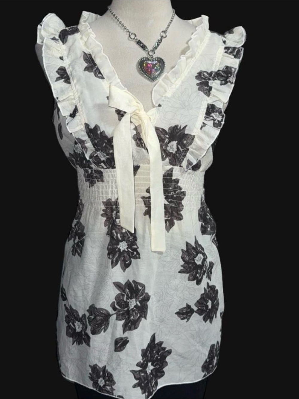 Charlotte Russe White Sleeveless Ruffle Tie-Front Floral Tunic